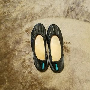 TIEKS Black Leather size 9